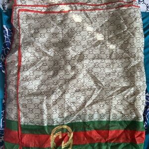 Designer-Inspired Scarf with Red and Green Accents GG